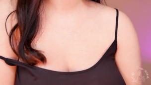 JOI FR – The baby-sitter awaits her payment in cum